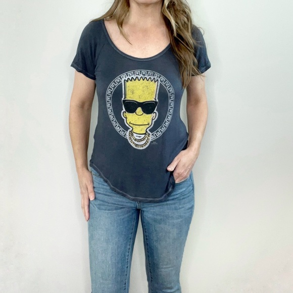 Bart Simpson graphic print gray rounded hem tee size Medium - Picture 1 of 12